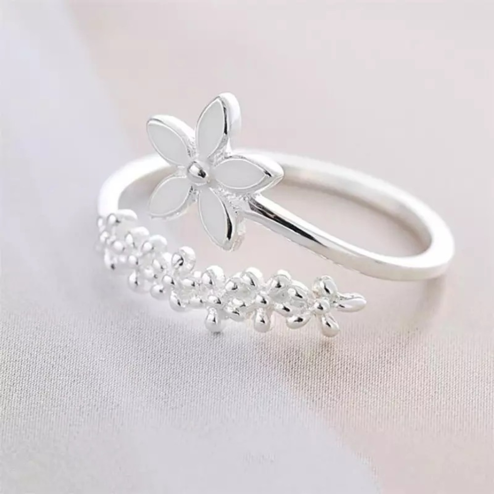◾️ Fresh Simple Flower Adjustable Ring